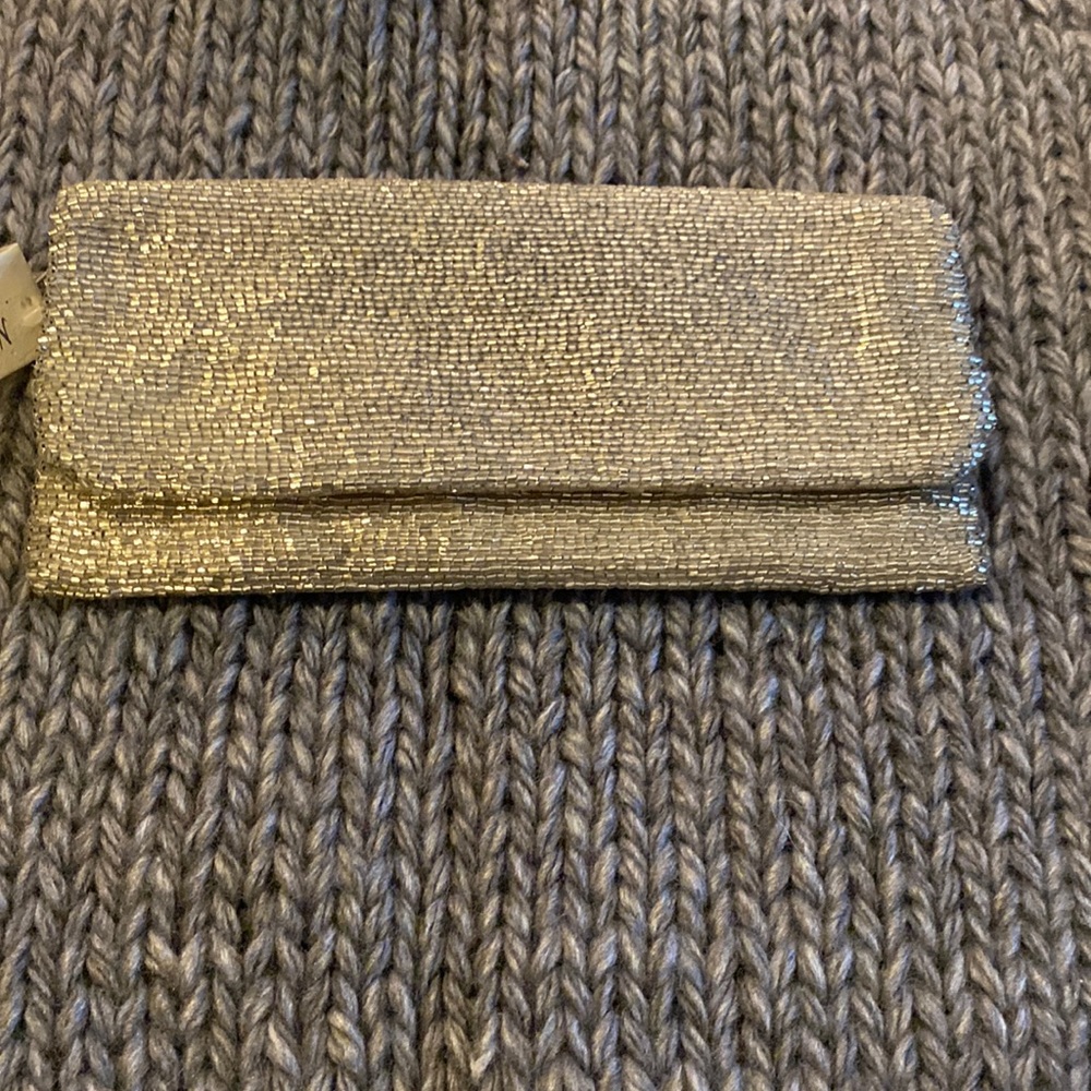 Moyna Beaded clutch